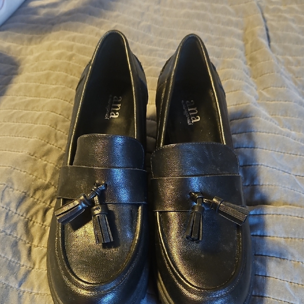 a.n.a Classic Black Tassel Loafers